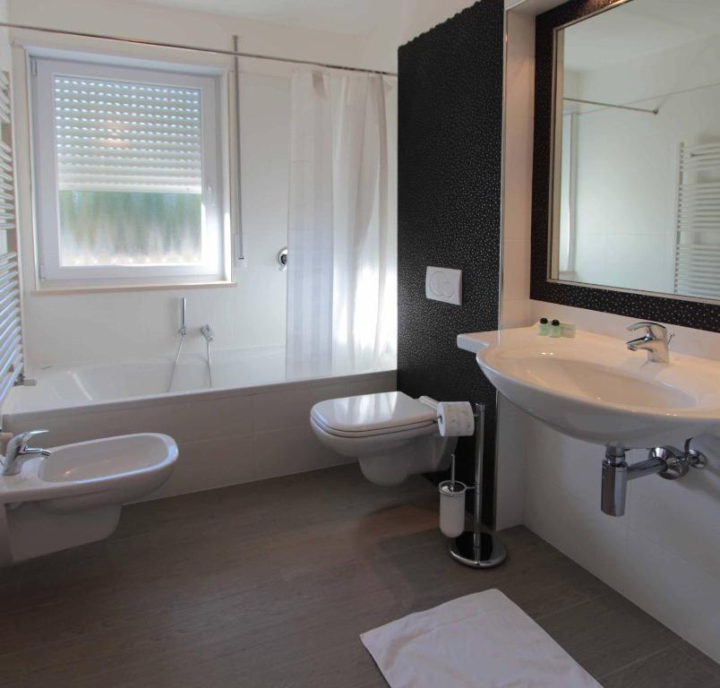 Residence Rivachiara エクステリア 写真